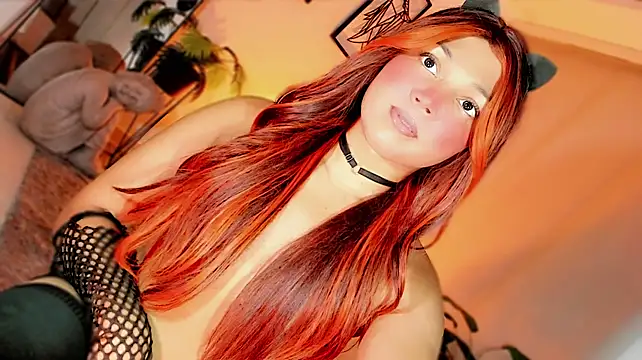 Show modela misstreslatin na web-kameri