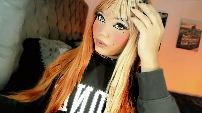 misstreslatin Pertunjukan Webcam