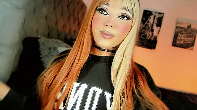 misstreslatin Adlı Modelin Web Kamerası Şovu
