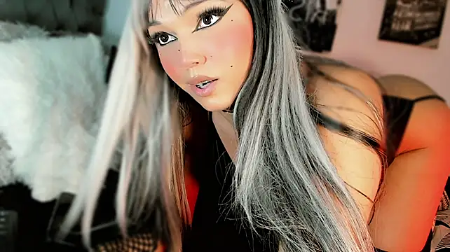 misstreslatin's Webcam Show