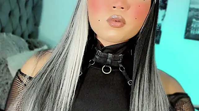 misstreslatinのウェブカメラショー