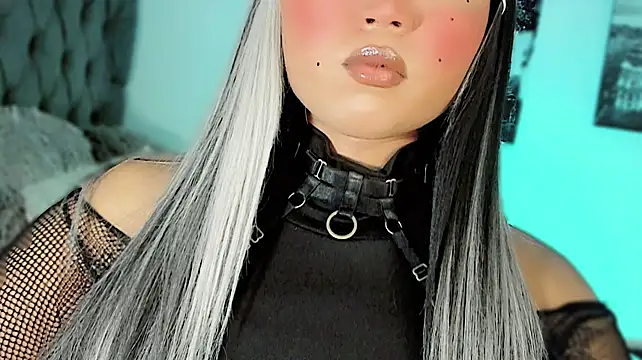 misstreslatinのウェブカメラショー