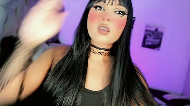 misstreslatinのウェブカメラショー