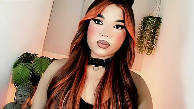 misstreslatin Adlı Modelin Web Kamerası Şovu