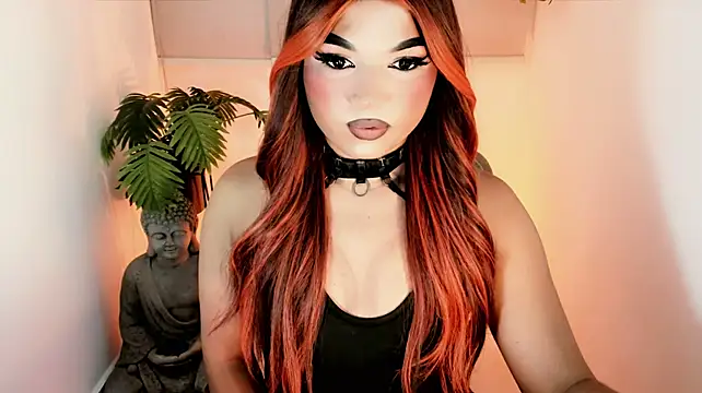 misstreslatin Show in webcam