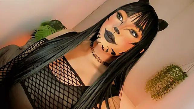 misstreslatin's Webcam Show