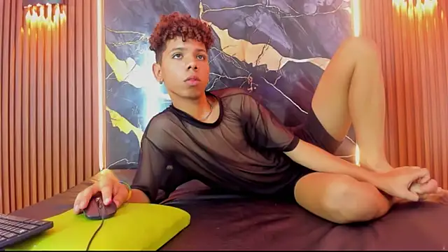 Amers_bigcock's Webcam Show