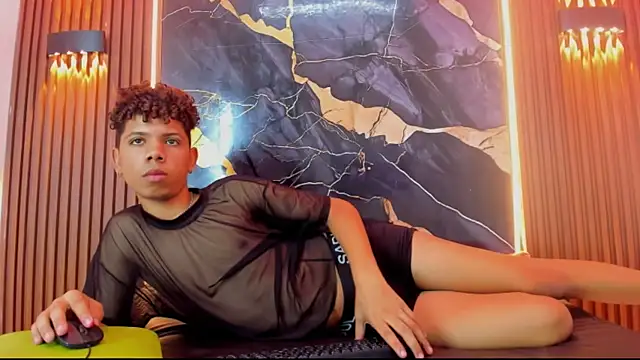 Amers_bigcock's Webcam Show