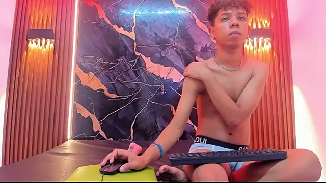 Show modela Amers_bigcock na web-kameri