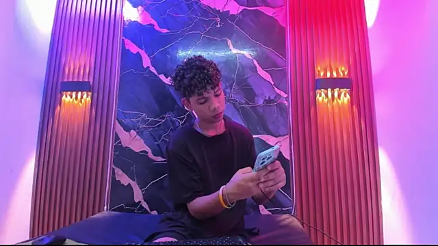 Show modela Amers_bigcock na web-kameri