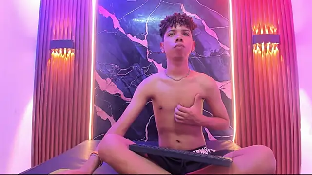 Show modela Amers_bigcock na web-kameri