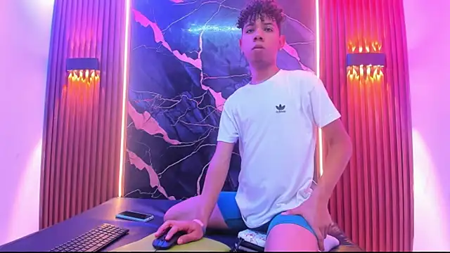 عرض كام Amers_bigcock