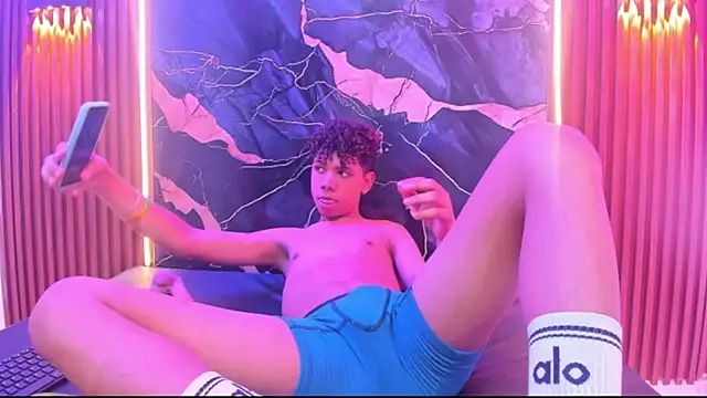 Вебкам-шоу Amers_bigcock