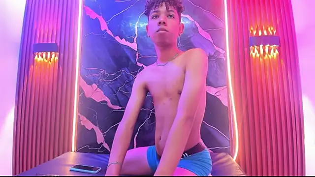 عرض كام Amers_bigcock