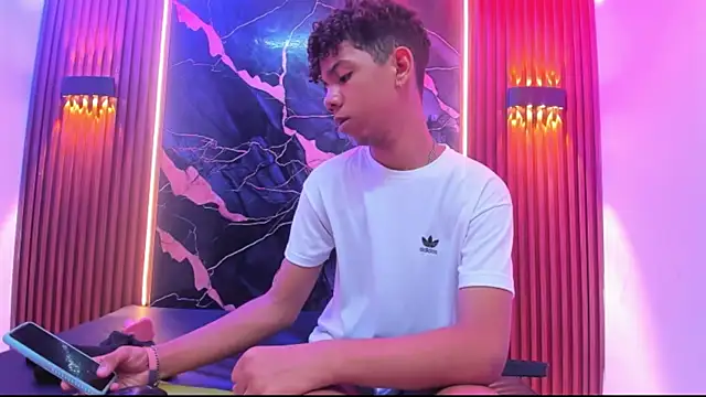 Amers_bigcock ওয়েবক্যাম শো