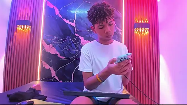 Webkamerová show Amers_bigcock