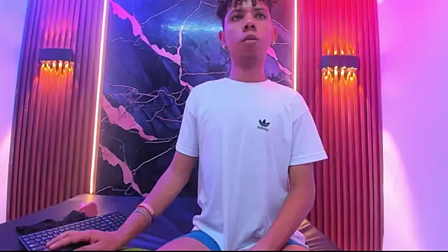 Amers_bigcock webkamerás műsora