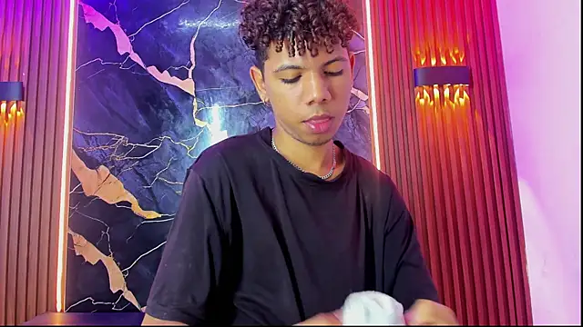 Amers_bigcock Webcam-Show