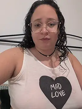 Gia_Bluexxx XXX чат на живо