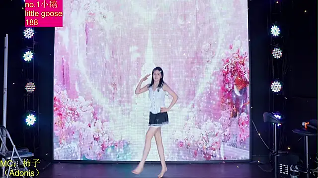 euphoria-001 在線直播表演