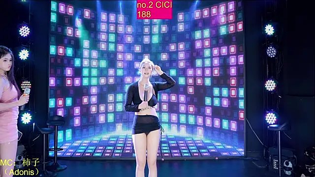 euphoria-001 Show Webcam