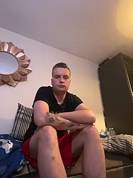Xdxdxdwwwttr Шоу с уебкамера