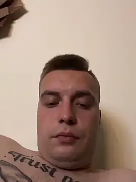 Show modela TeenEladio na web-kameri