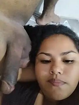 Show de MiaBloom0 na webcam