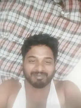 Tamilpayyan999 Show in webcam