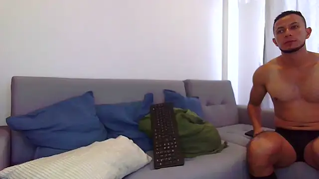 TheLatinBoyfriends Show in webcam