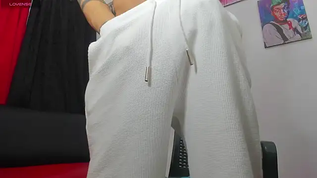 Show modela big_hot_boy_ na web-kameri