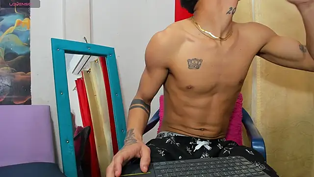 big_hot_boy_'s Webcam Show
