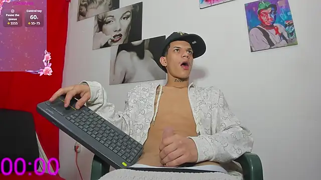 big_hot_boy_ webkamerás műsora