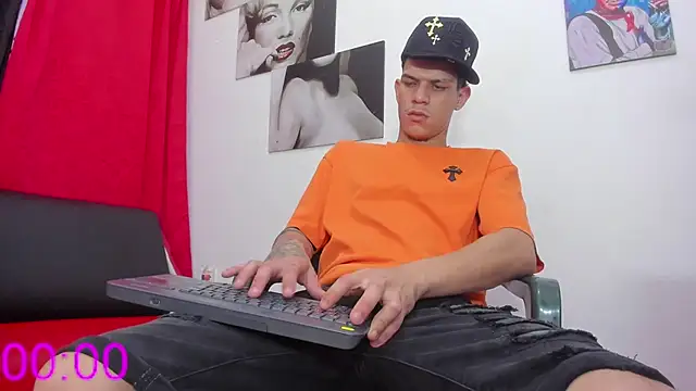 Show Webcam de big_hot_boy_