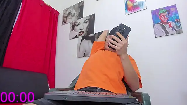 big_hot_boy_ Webcam-Show