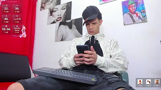 big_hot_boy_ 在線直播表演