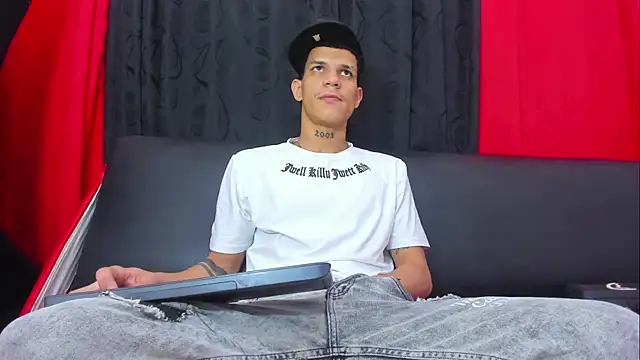 โชว์เว็บแคมของ big_hot_boy_