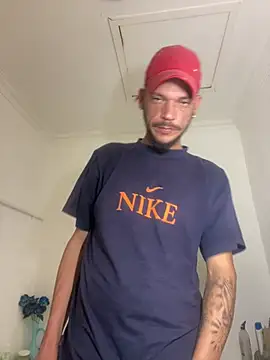 iRealYFuckGood webcam show