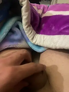 โชว์เว็บแคมของ iRealYFuckGood