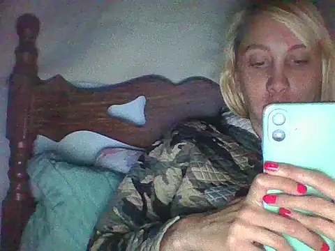 angelsexhot69: онлайн-секс-чат