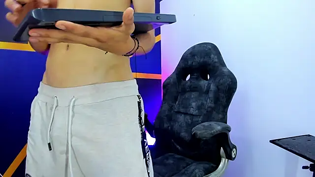 maxi_castro webcam show