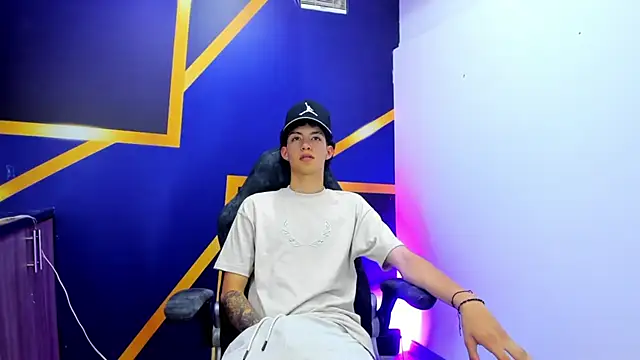 maxi_castron Webbikameraesitys