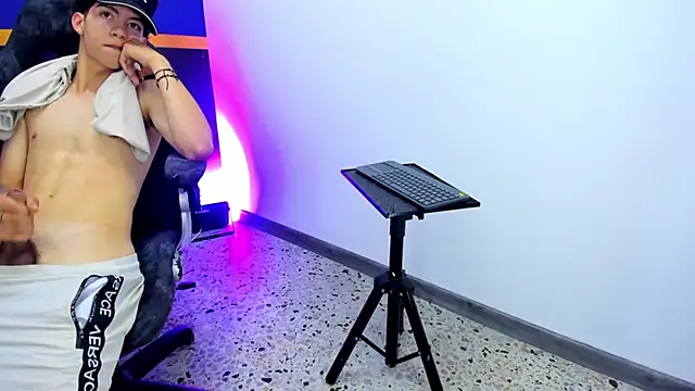 maxi_castro – webcam-show