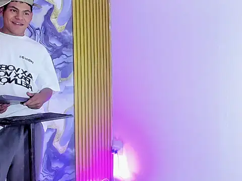 maxi_castro Шоу с уебкамера