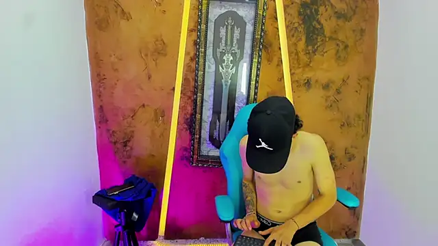 maxi_castro Show in webcam