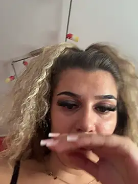 Show modela _Jessika13_ na web-kameri