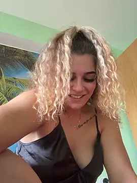 _Jessika13_ Adlı Modelin Canlı XXX Sohbeti