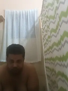 BustlingShirt Webcamshow
