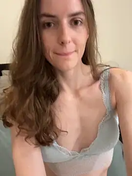 ErikaJensen Chat XXX in diretta