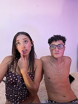 عرض كام matias_karoll